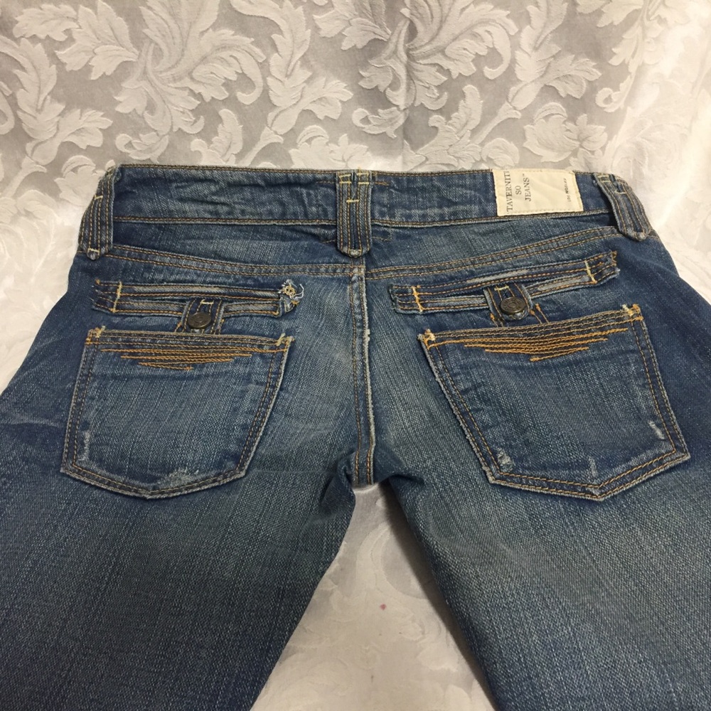 Jeans - Picture 2 of 4